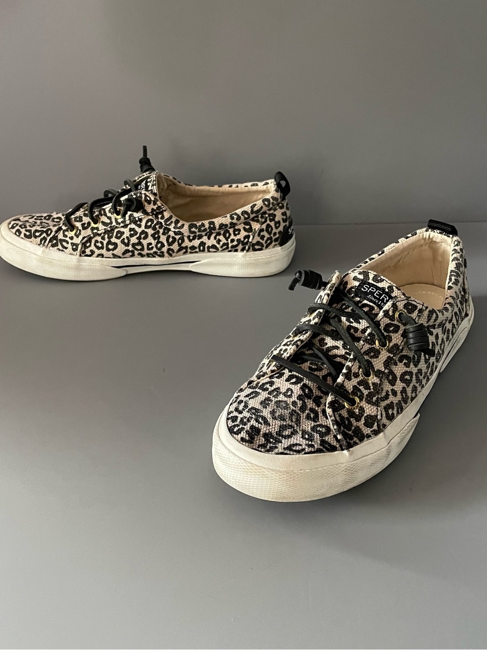 Sperry Top-Spider Pier Wave LTT Leopard Memory Foam Comfort Slip On Sneakers 9
